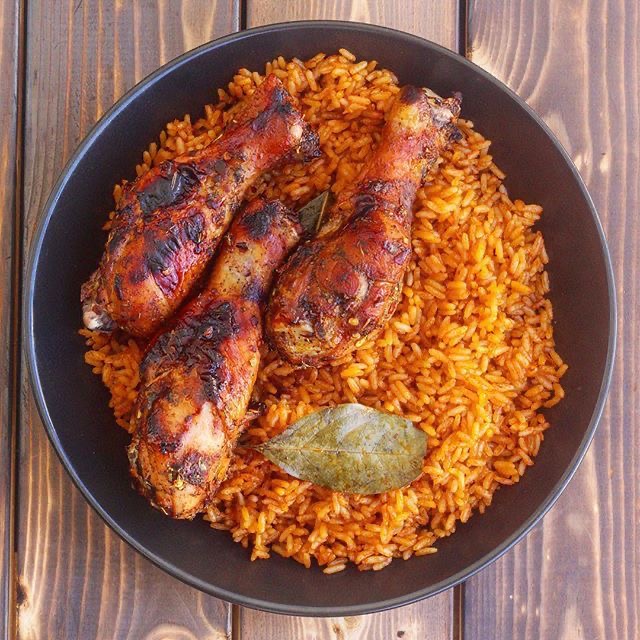 JOLLOF W/CHICKEN
