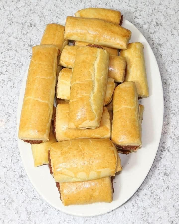 SAUSAGE ROLLS